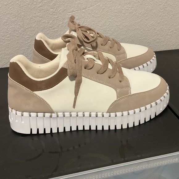 NEW Ilse Jacobsen platform lace ups 41 - Picture 2 of 6